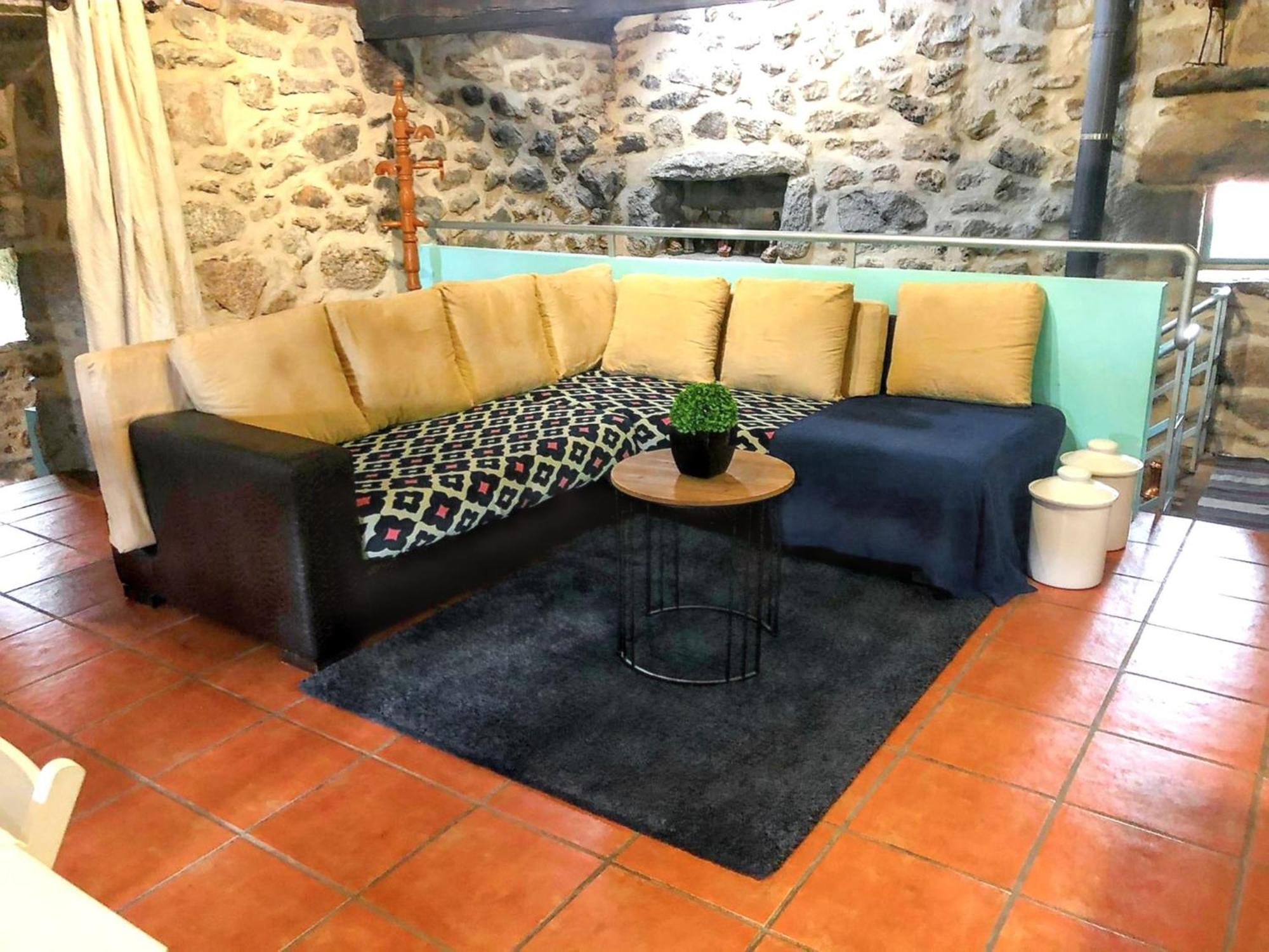Welcoming House With Mountain View In Agueda Shared Pool Villa Urgueira  Bagian luar foto