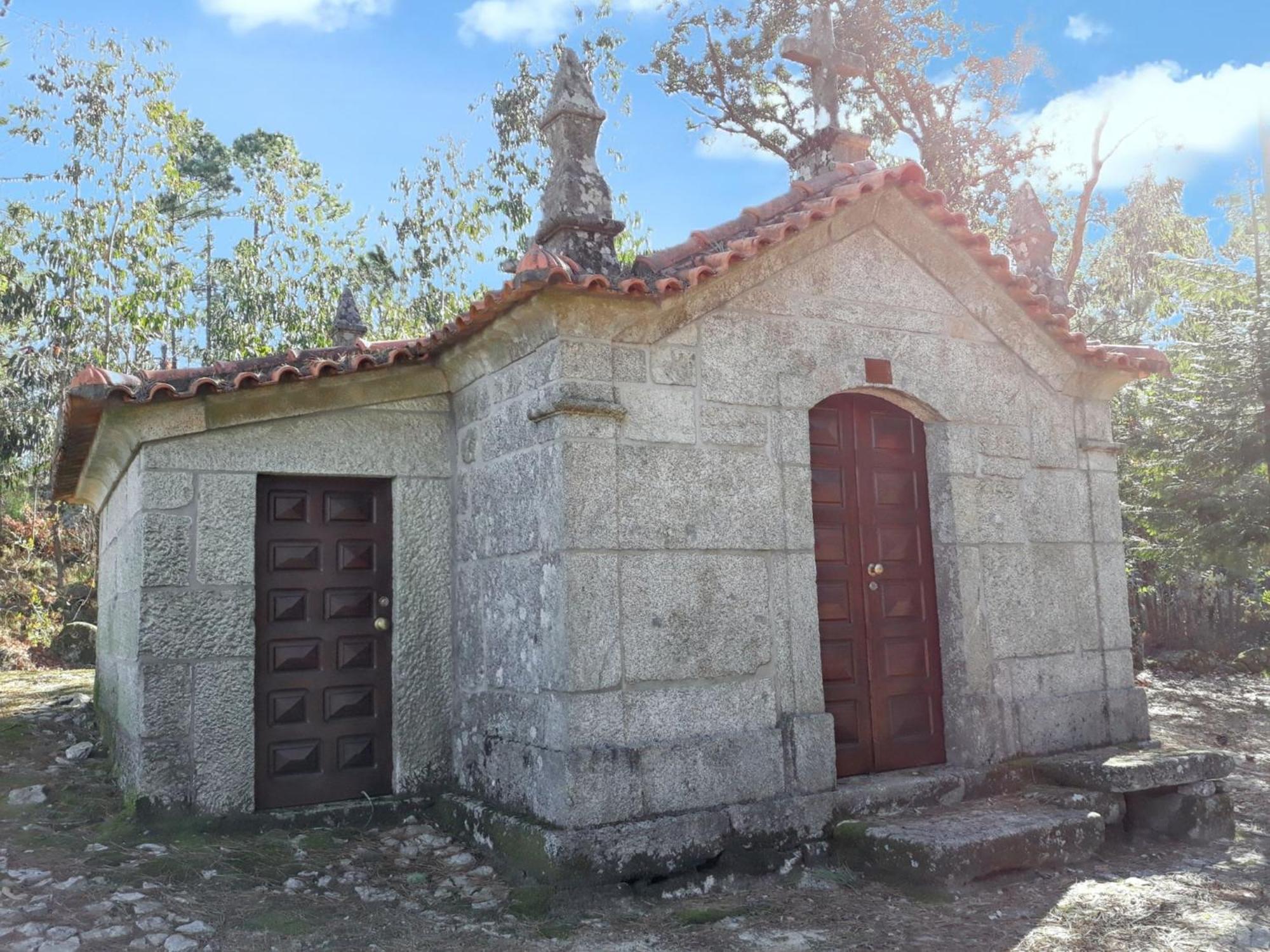 Welcoming House With Mountain View In Agueda Shared Pool Villa Urgueira  Bagian luar foto