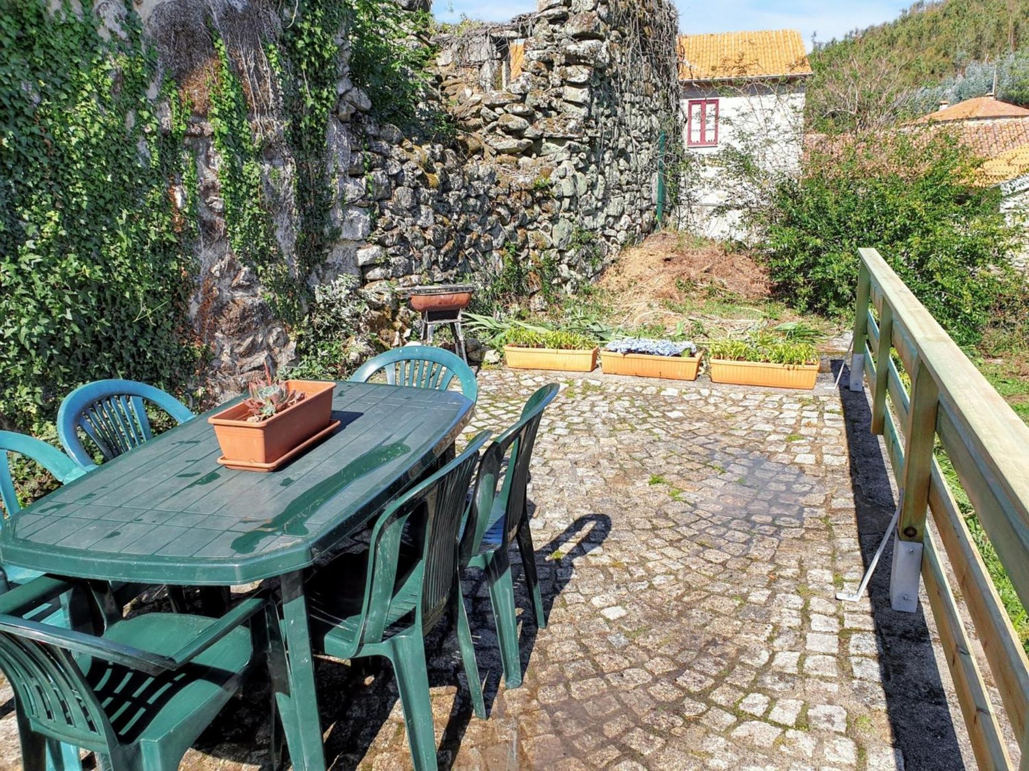 Welcoming House With Mountain View In Agueda Shared Pool Villa Urgueira  Bagian luar foto